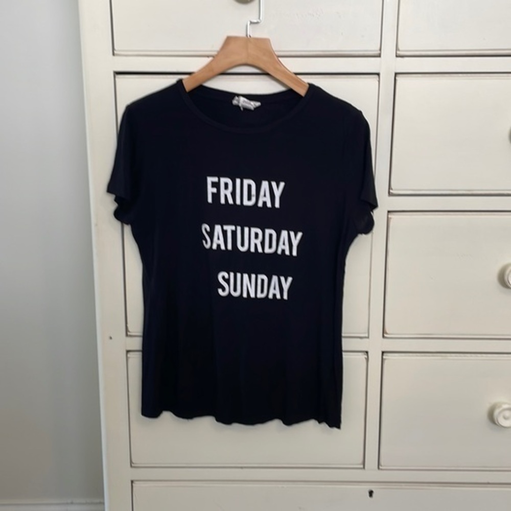 Friday Saturday Sunday graphic T-shirt